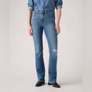 Levi's Women's High Rise Bootcut Leg Blue Jeans